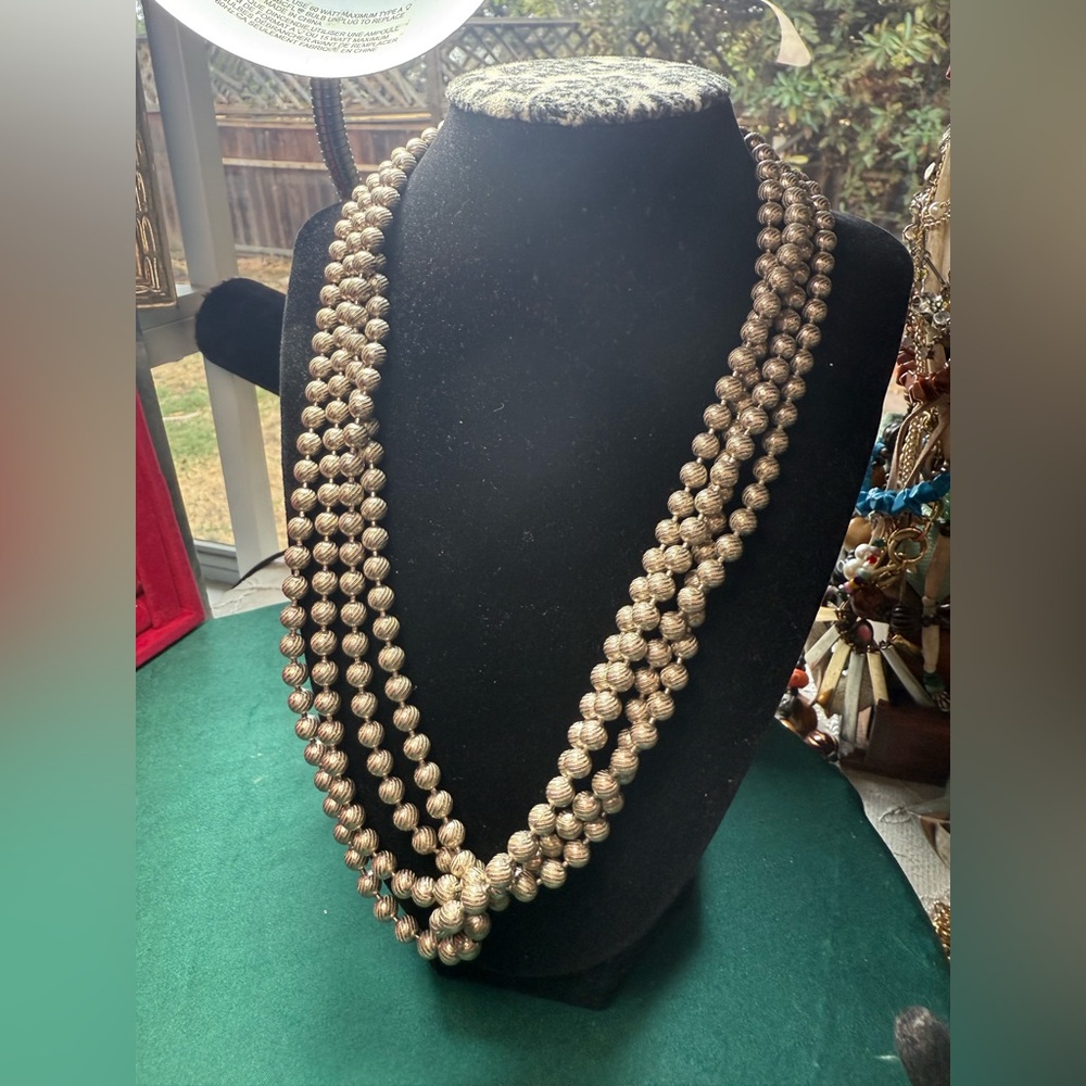 Vintage Silver-Tone Ribbed Bead Necklace – 45” Long‎